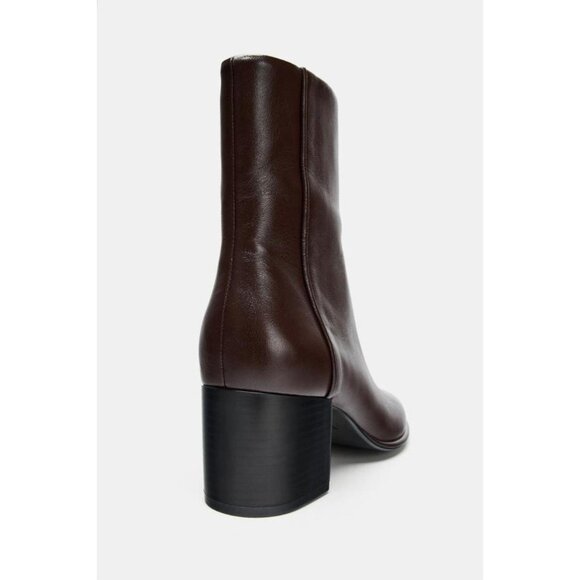 ZARA LEATHER ANKLE BOOTS WITH BLOCK HEEL - Picture 4 of 5